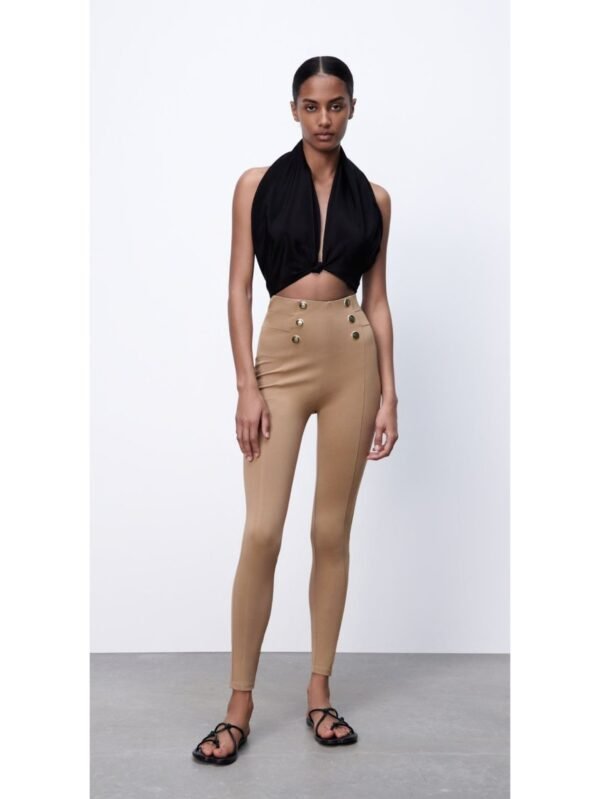 Button Detail Leggins