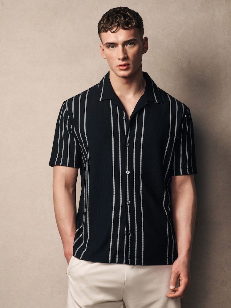 Black Cuban Collar Textured Short Sleeve Shirt