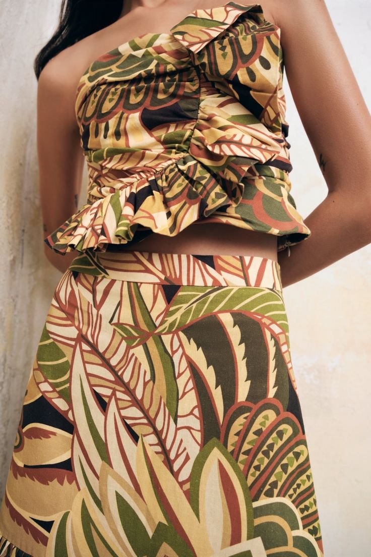 Linen Blend Skirt And Top Set - Image 3