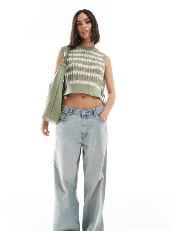 Cropped Side Knit Top
