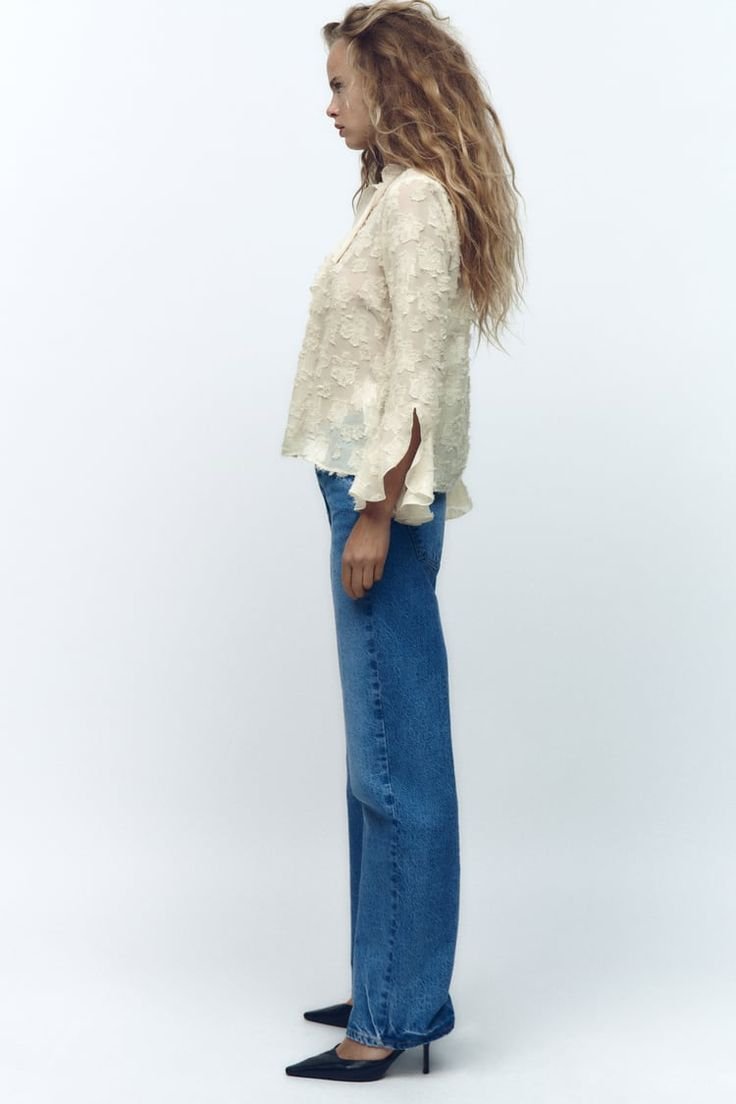 Ruffled Textured Blouse - Image 3