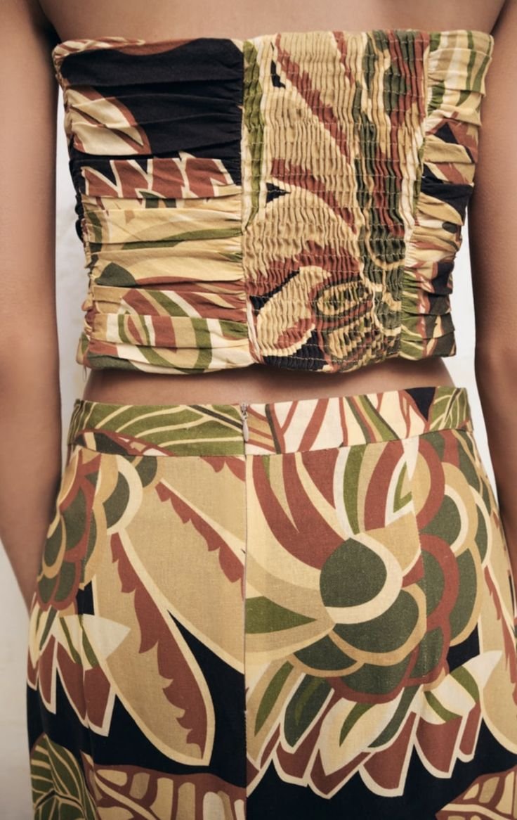 Linen Blend Skirt And Top Set - Image 2