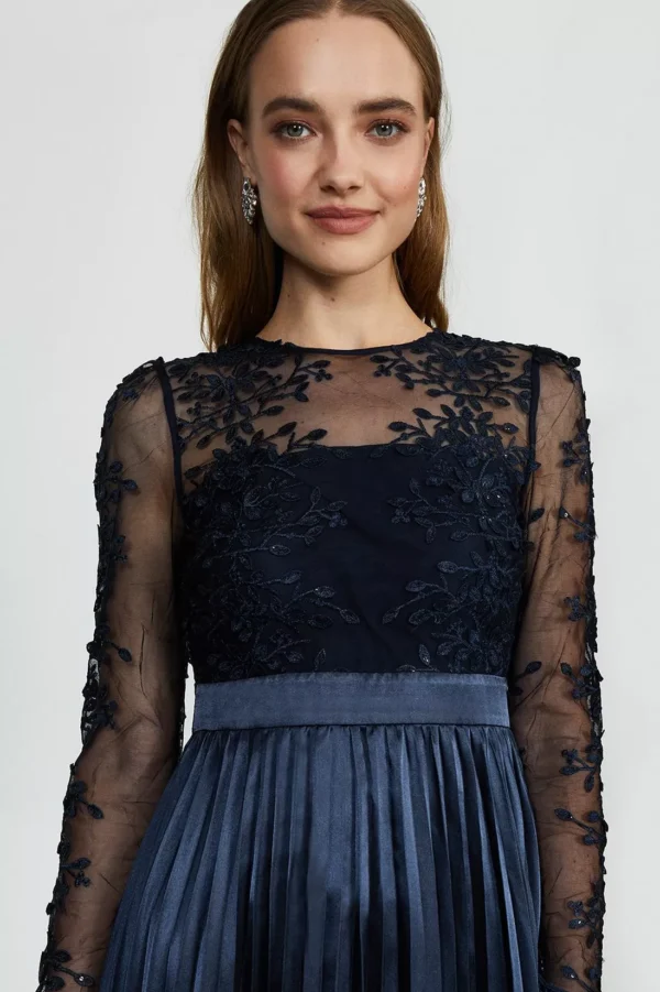 Premuim Lace Midi Dress