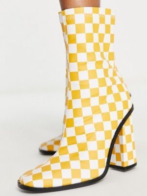 raid-saylor-block-heel-sock-boot-in-orange-checkerboard (2)