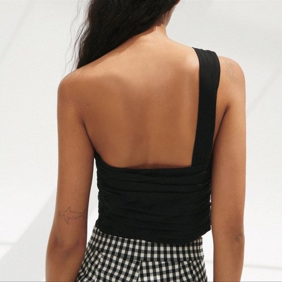 One Shoulder Crop Top