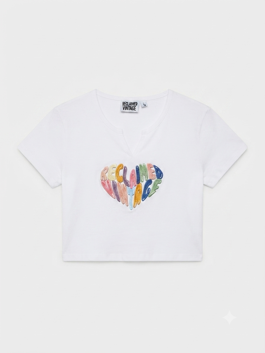 Reclaimed Vintage Heart Graphic Cropped Tee