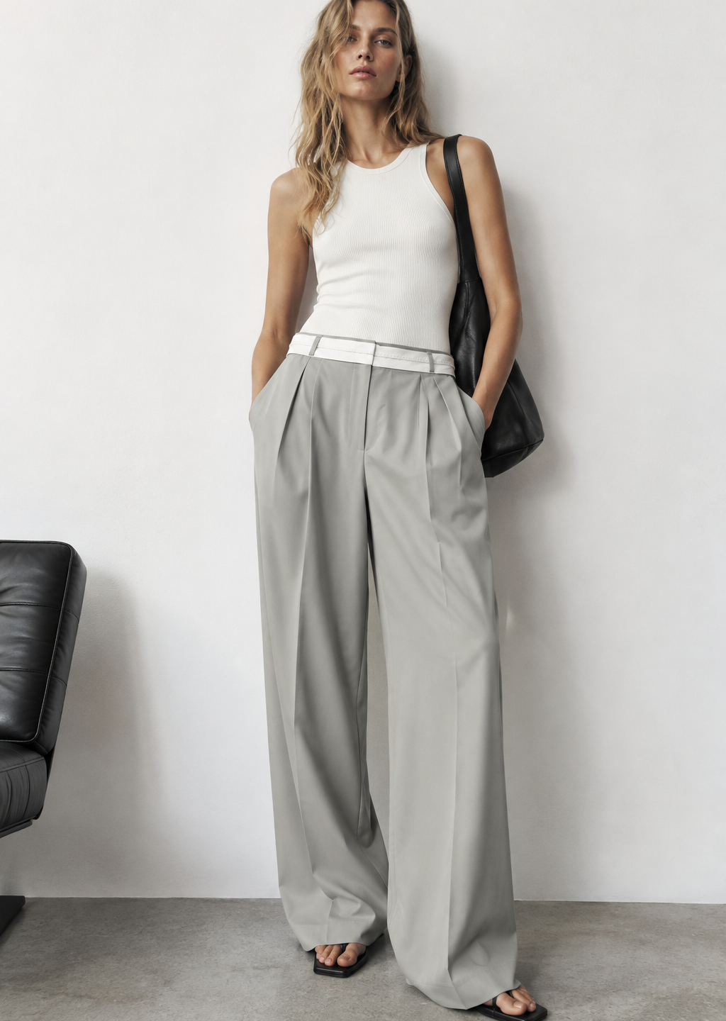 Contrast Waist Pleated Wide-Leg Trousers