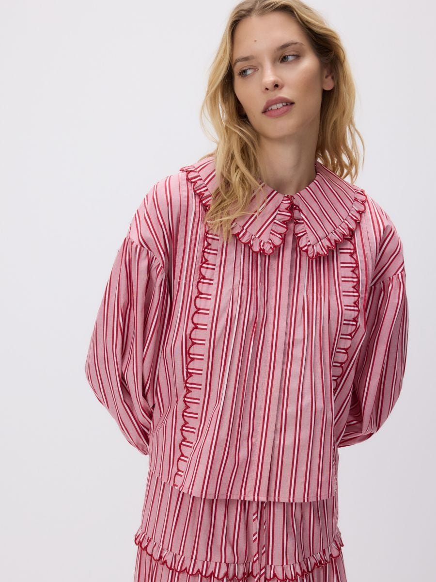 Pink striped ruffle collar Puff Sleeve blouse