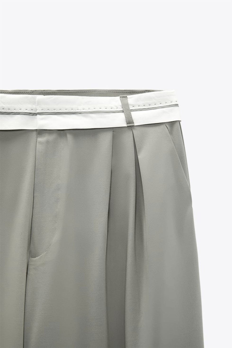 Contrast Waist Pleated Wide-Leg Trousers - Image 2