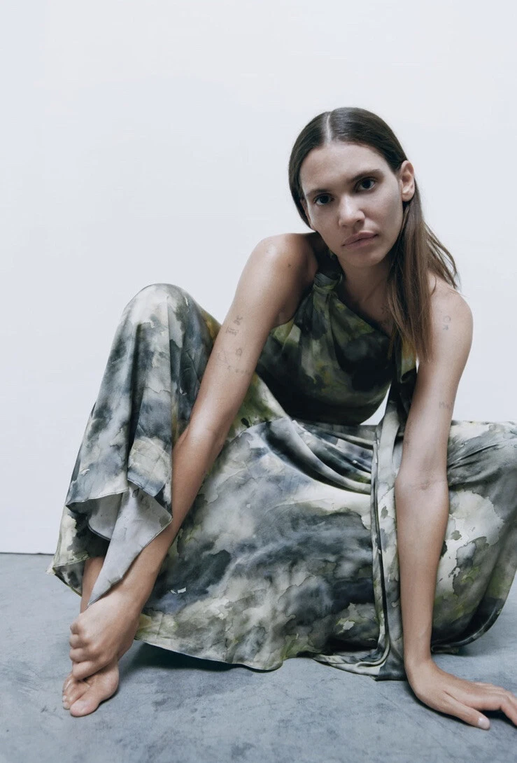 Abstract Green Halter Neck Show Back Maxi Dress - Image 6